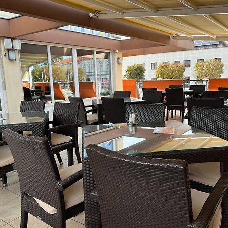 Hotel Garic Garesnica Eksteriør billede