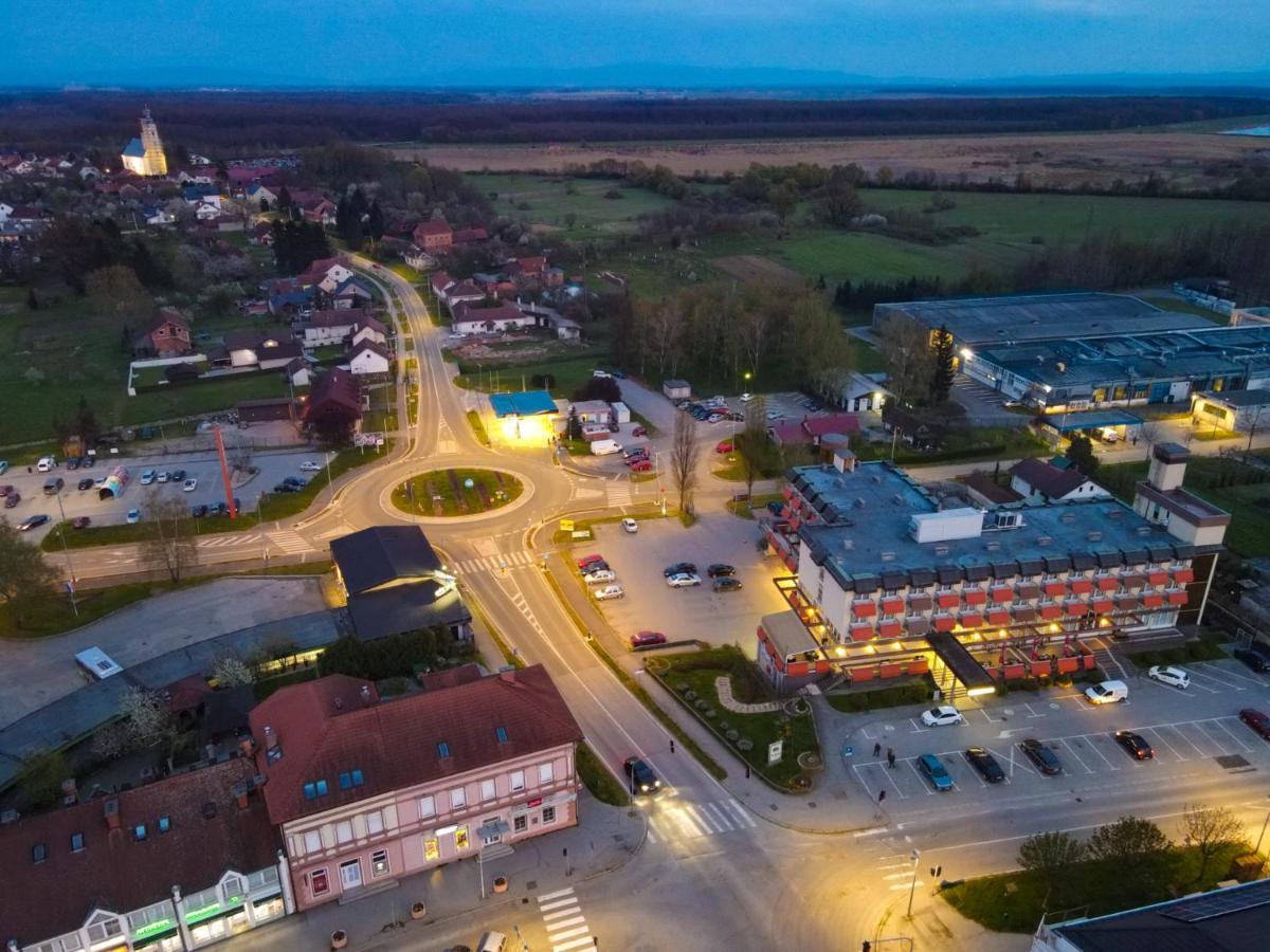 Hotel Garic Garesnica Eksteriør billede
