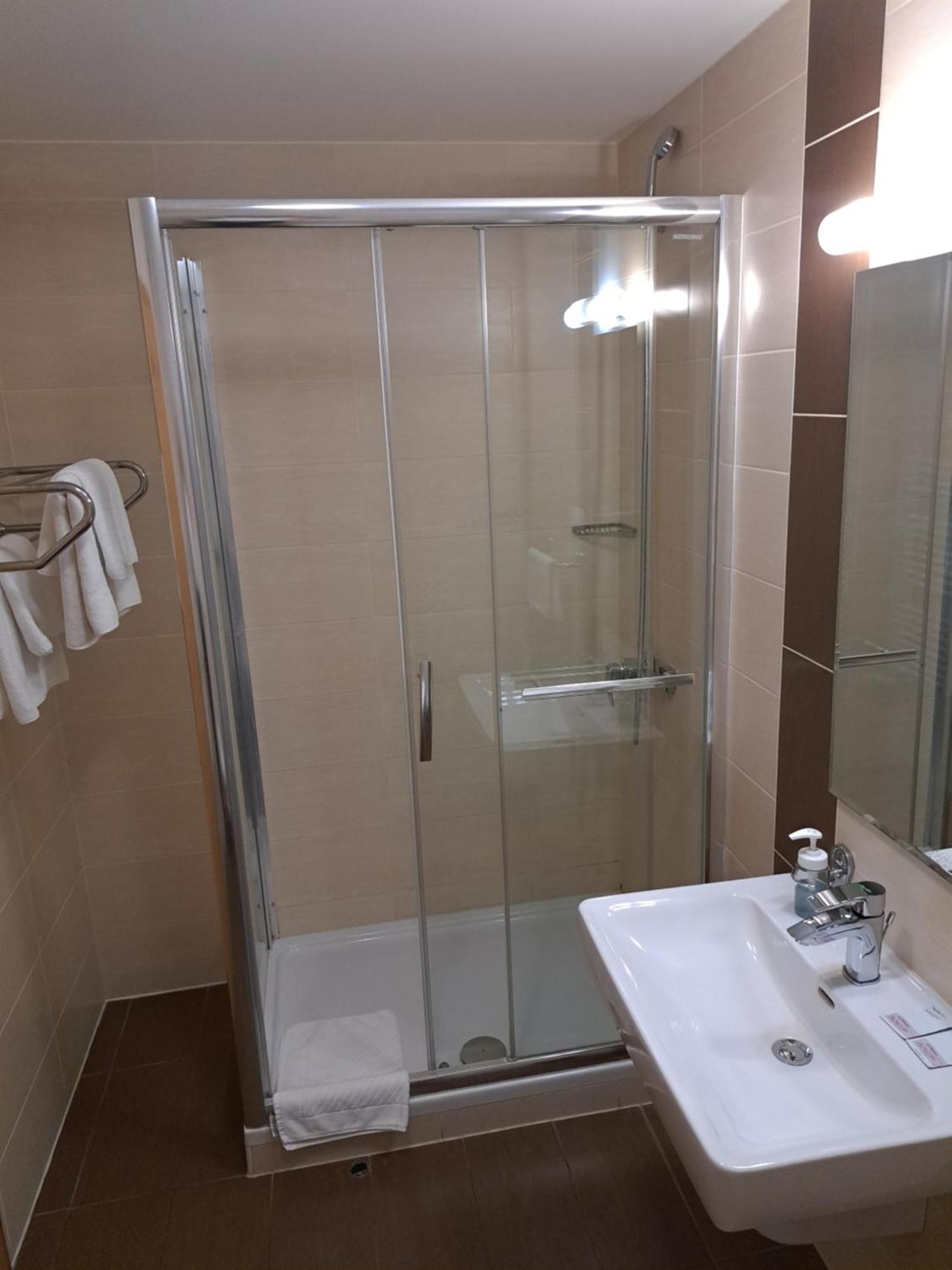 Hotel Garic Garesnica Eksteriør billede