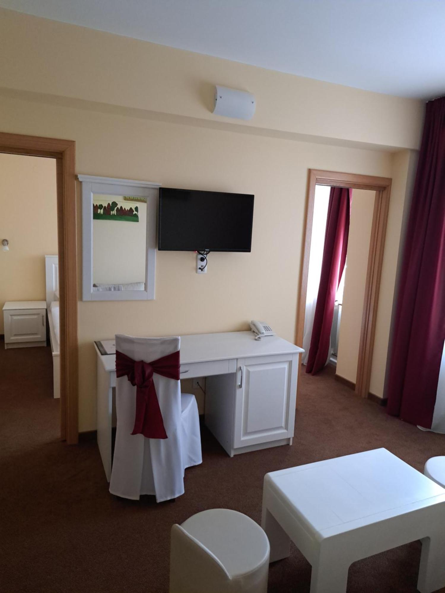 Hotel Garic Garesnica Eksteriør billede