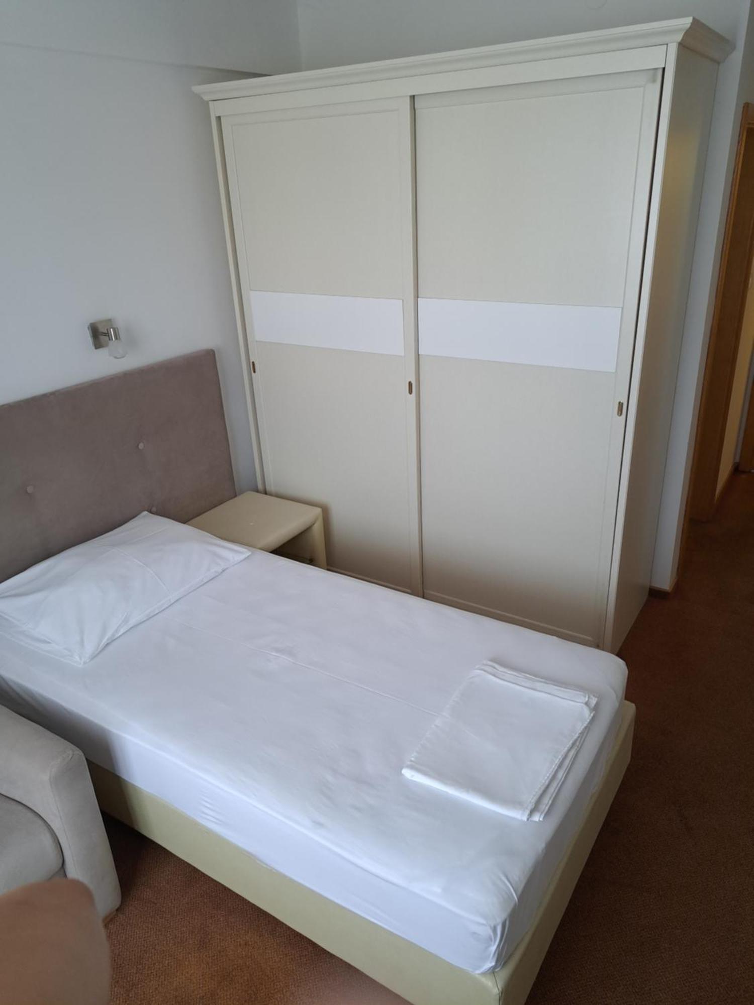 Hotel Garic Garesnica Eksteriør billede